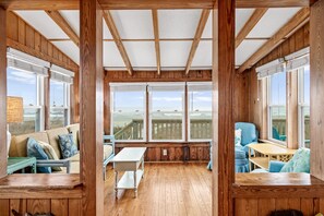 Smart TV, videojuegos, Netflix y Hulu 