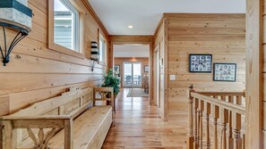 Casa, 6 habitaciones | Decoración personalizada y muebles diferentes