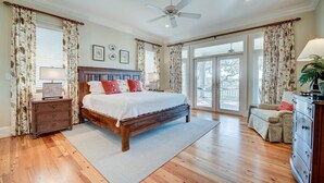 Unclassified image, 4 of 31, button - Marsh House by Peace Vacations (Georgetown)