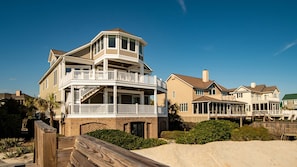 Maison, 6 chambres | Extérieur