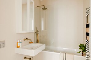 Deluxe-Apartment | Badezimmer