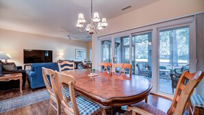 Condo, 3 Bedrooms | Dining