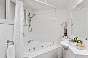 Haartrockner, Handtücher