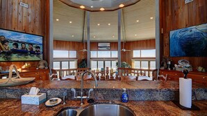 Unclassified image, 5 of 38, button - Sea Castle by Peace Vacations (Georgetown)