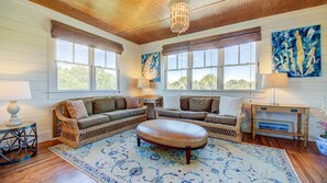 House, Multiple Beds | Living room