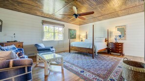 House, Multiple Beds | Living room