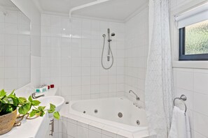 Hair dryer, towels