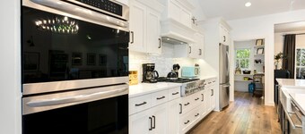 HOT TUB - Luxury Retreat - The Ephraim House!