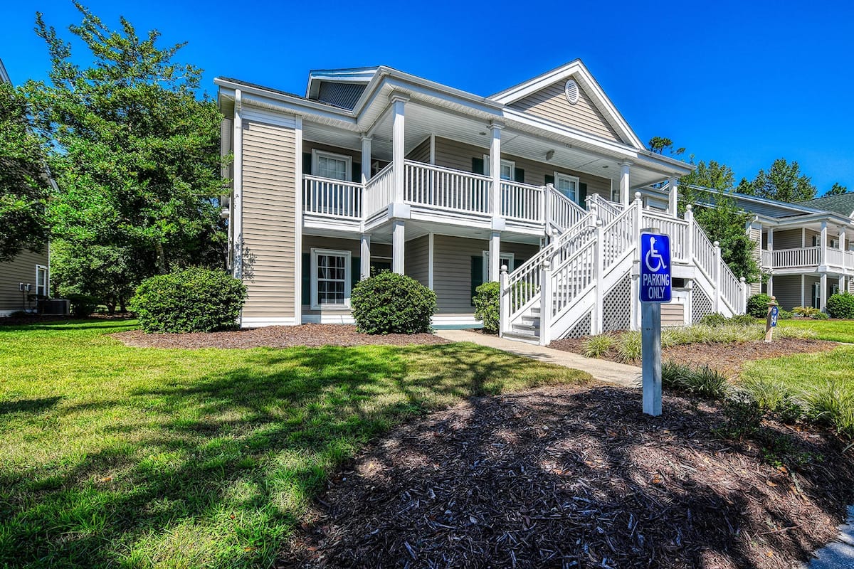 Condo, 2 Bedrooms | Exterior