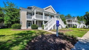 Condo, 2 Bedrooms | Exterior