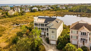 House, 6 Bedrooms | Exterior