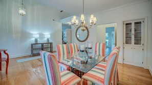 House, 5 Bedrooms | Private kitchen | Oven - Tranquil by the Sea by Peace Vacations (Georgetown)