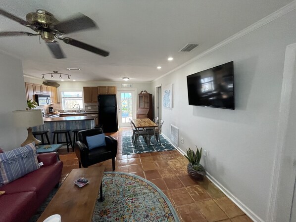 Smart TV, books