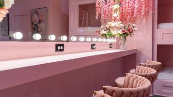 Desk, iron/ironing board, travel cot, WiFi