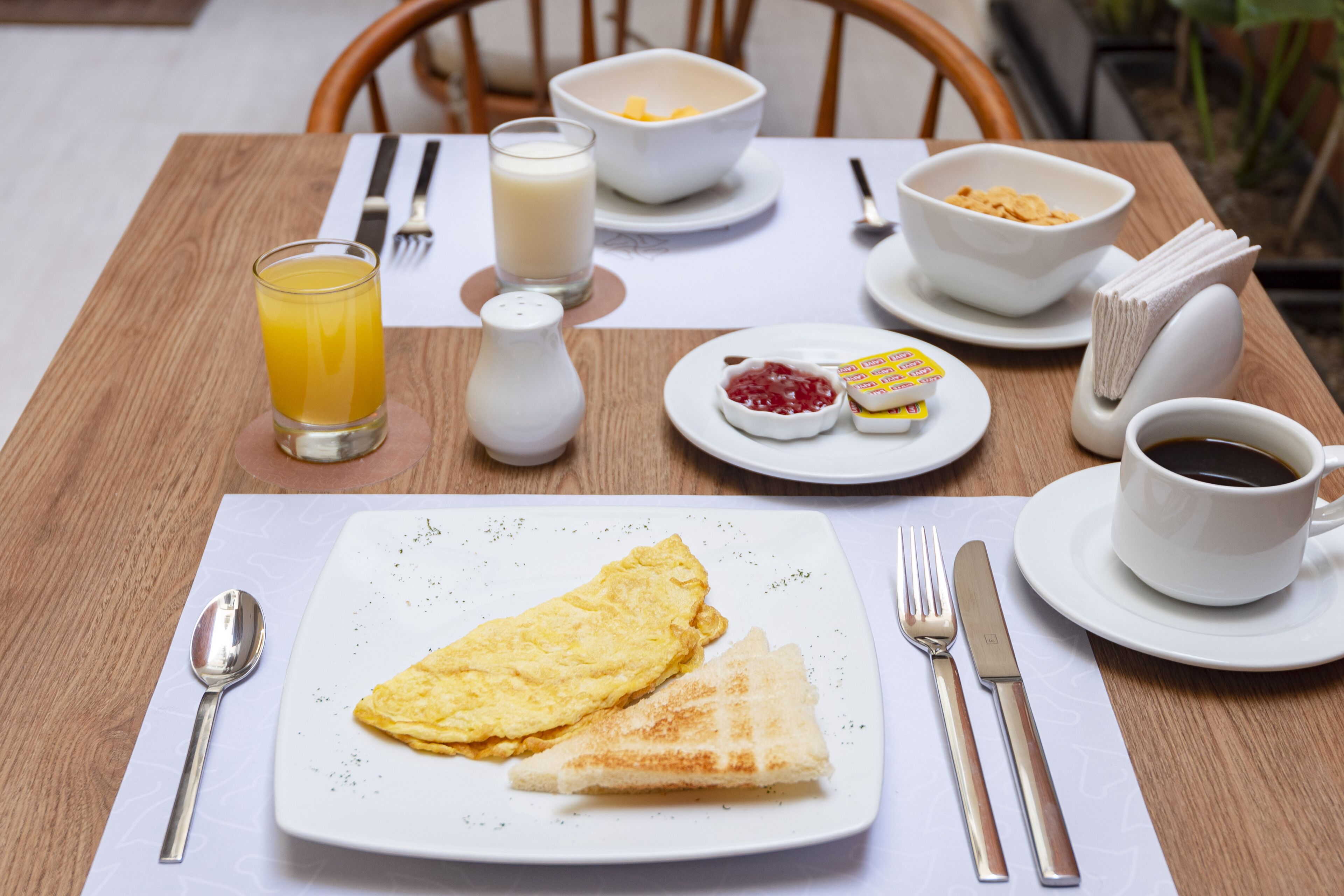 free daily local cuisine breakfast