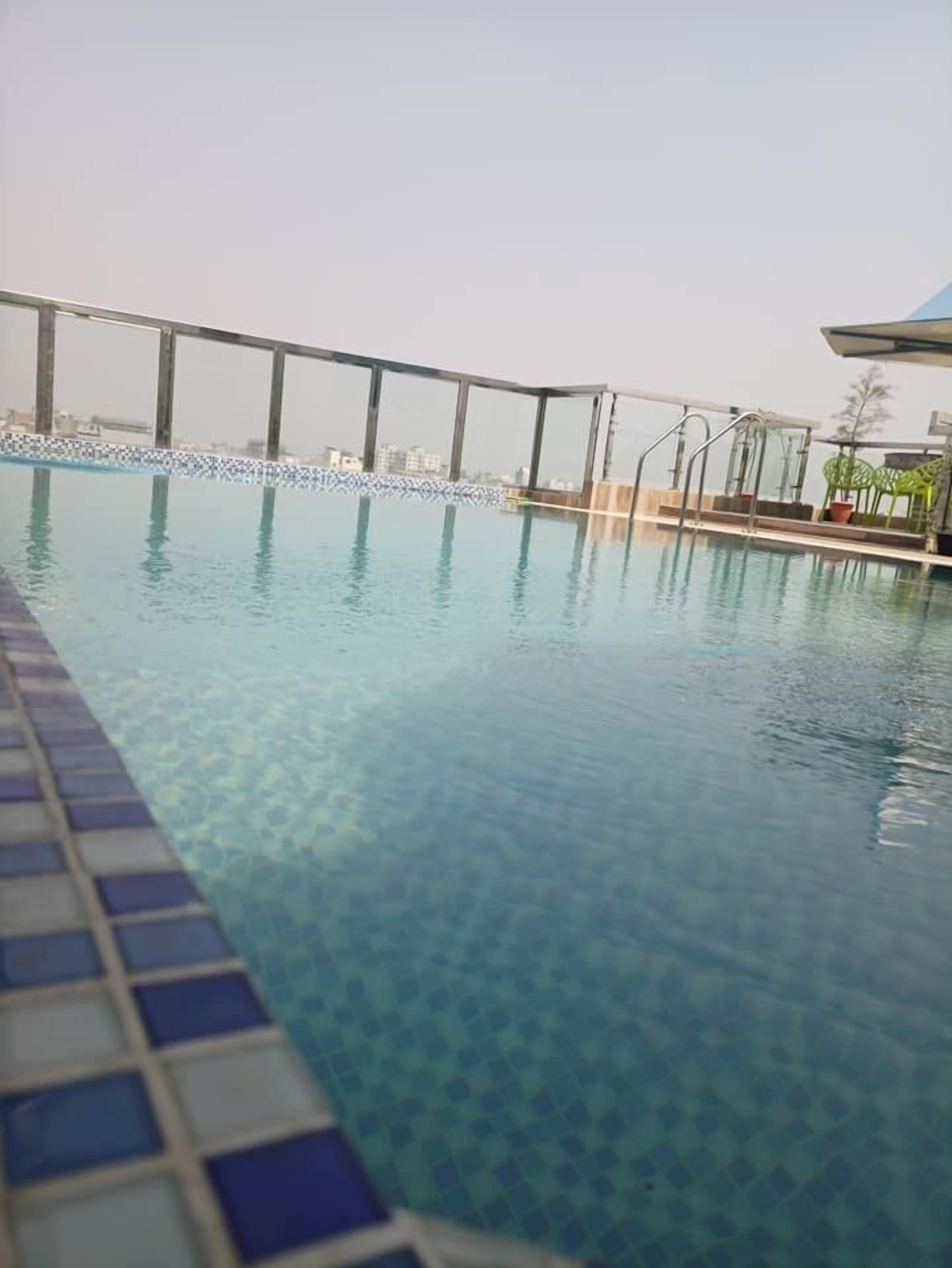 Outdoor pool, pool umbrellas