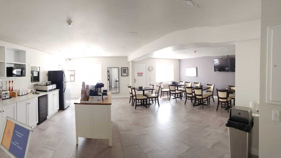 ウエストレイク イン