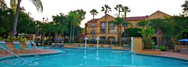 Outdoor pool, a heated pool