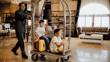 Sala de estar en el lobby