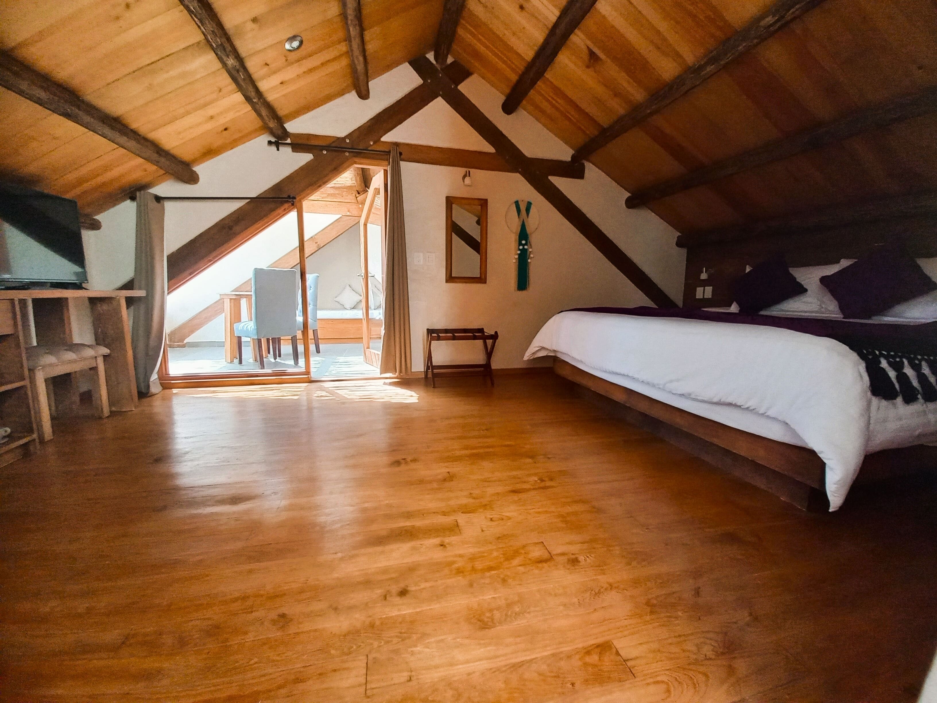 suite deluxe, 1 king | 1 bedroom, hypo-allergenic bedding, select comfort beds