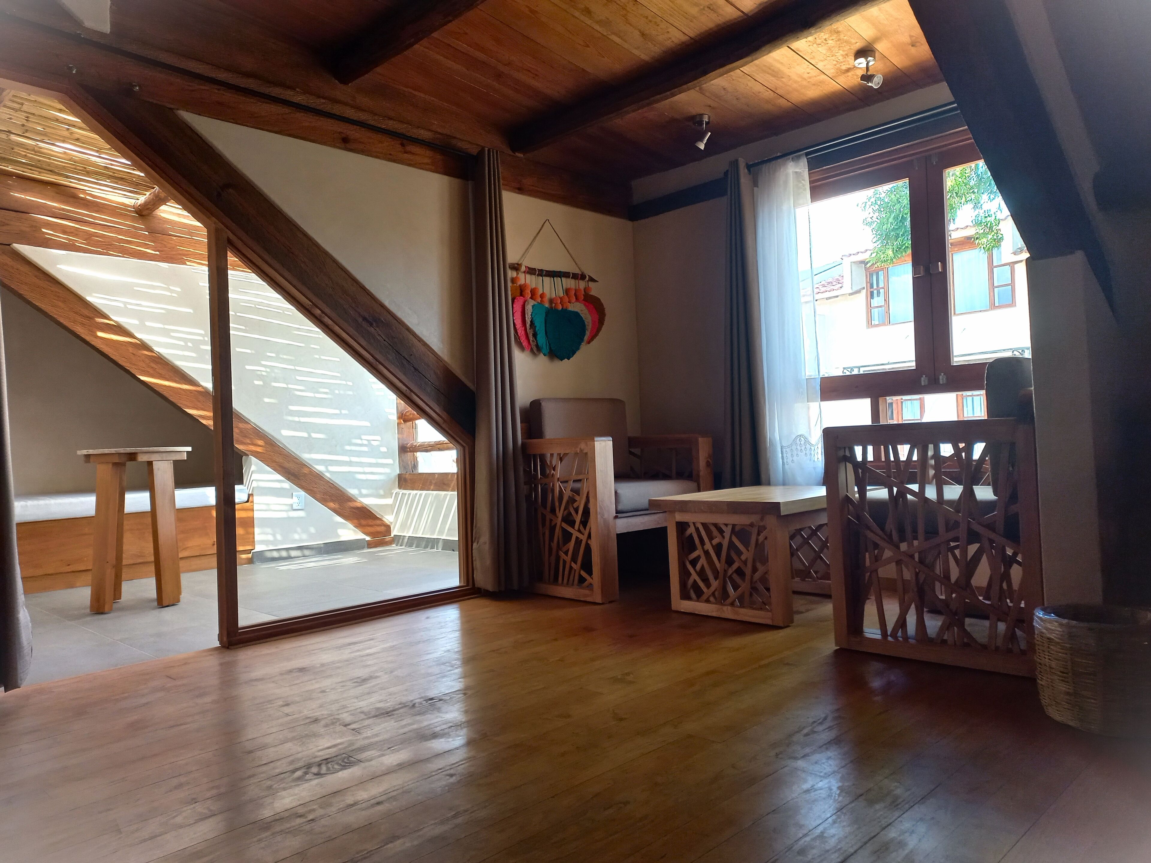 master suit, 1 king bed | living area