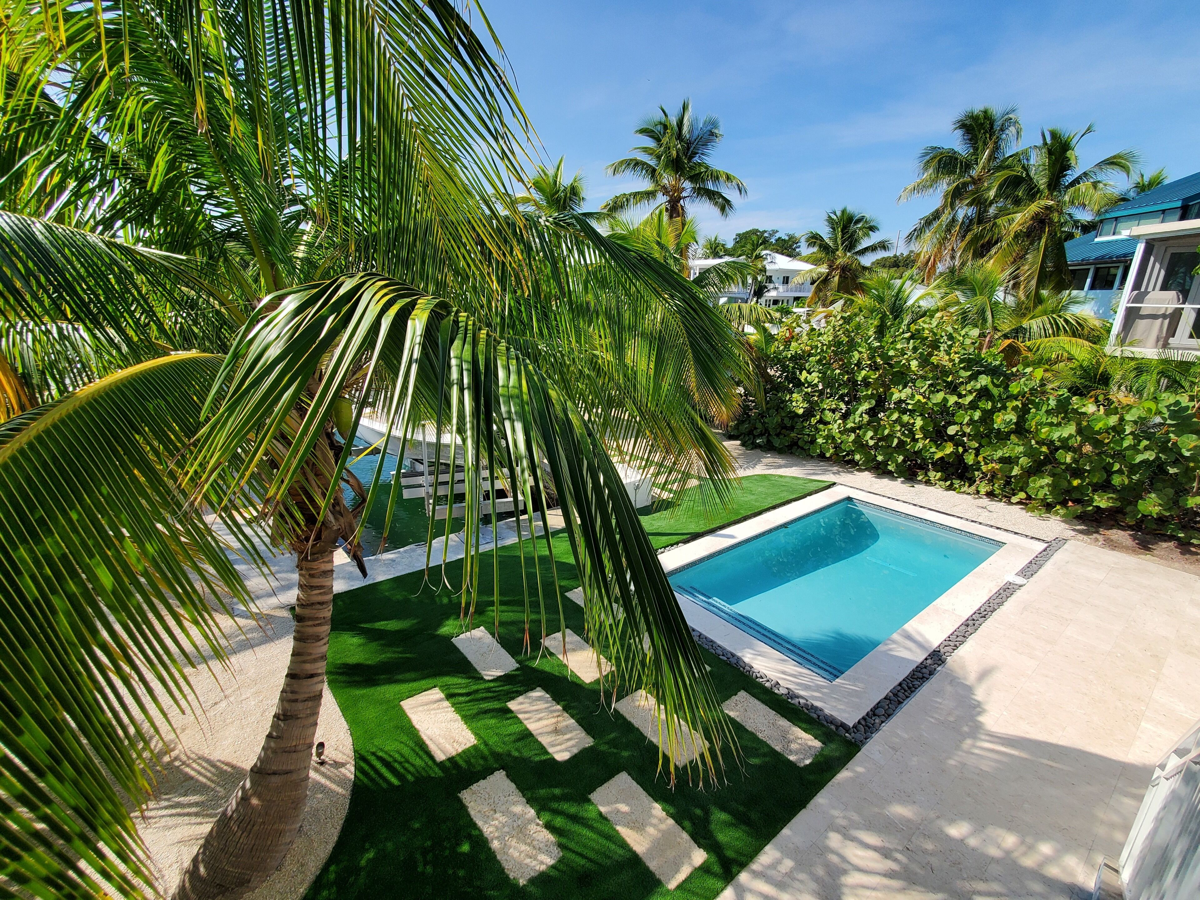 Our Slice of Keys Paradise w / Ocean Views and New Pool