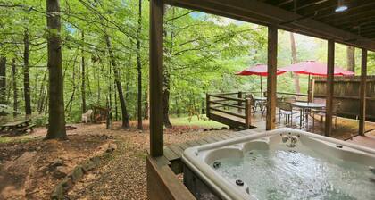 Carriage House Cabin #2 - Near Three Rivers