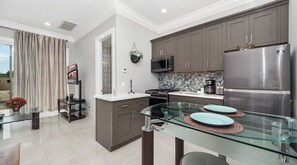 Fridge, microwave, oven, coffee/tea maker