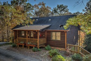 Exterior - Deer Ridge - Hot Tub | Pool Table | Close to town (Ellijay)