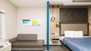 Sengetøy av topp kvalitet, dundyner og skrivebord