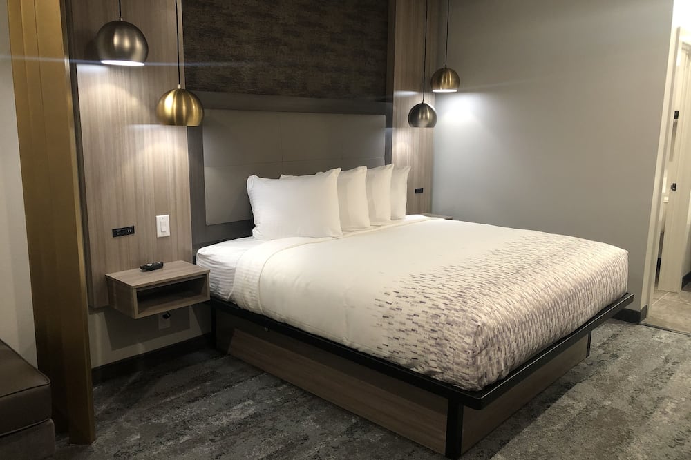 Hotel Solara Hobby Airport