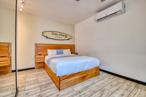 1 bedroom, in-room safe, iron/ironing board, free WiFi
