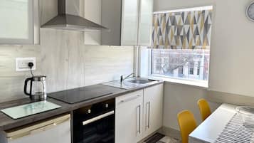 Superior Apartment, Private Bathroom (Apartment 6) | Shared kitchen