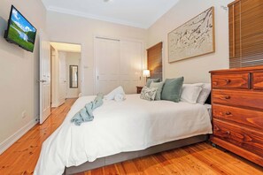 4 soverom, strykejern/-brett, reiseseng for barn og wi-fi