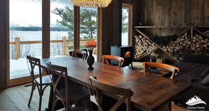 Newly-updated Camp Q on Placid Lake, Sleeps 6, Private Dock