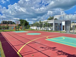 Sport court