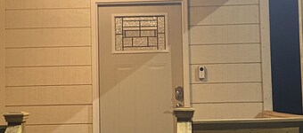 3 bedroom home located within a mile from downtown