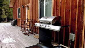 Terrace/patio - Blackfoot River Cabins - Waterfront Retreats that sleep 6 w/ Space for Campers (Greenough)