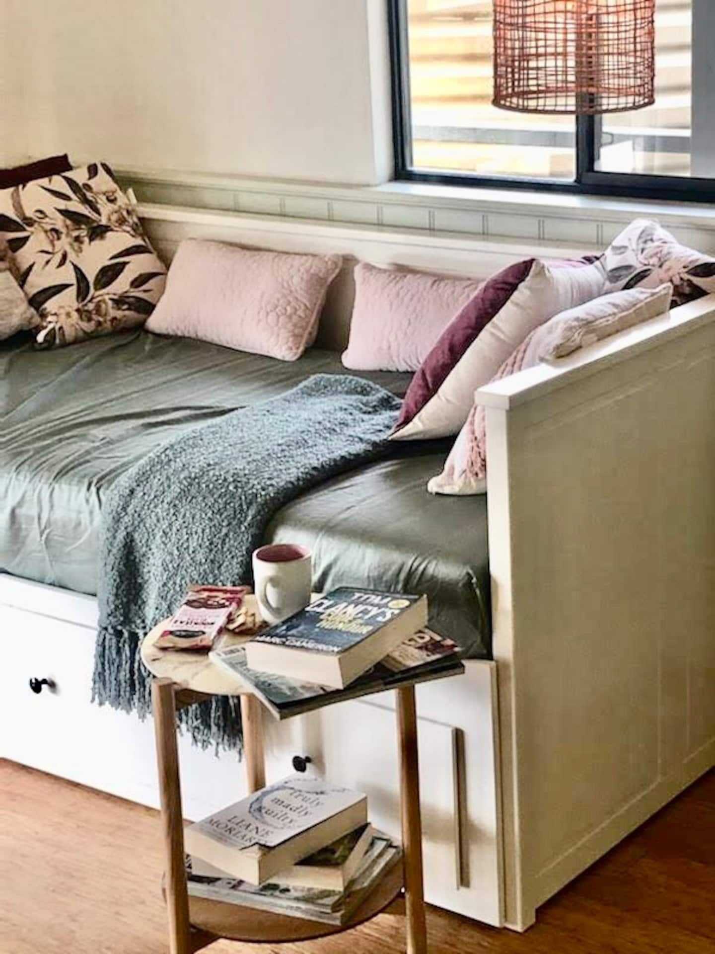 2 bedrooms, iron/ironing board, travel cot, free WiFi