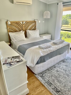 2 makuuhuonetta, silitysrauta/-lauta, vauvan matkasänky, ilmainen Wi-Fi