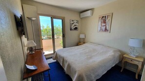 1 bedroom, iron/ironing board, travel crib, free WiFi