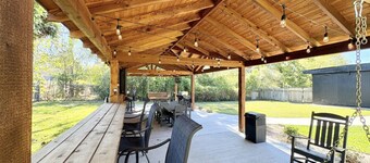 Gig`em on Glade-Spacious 5BR Home w/ Huge Backyard near TAMU