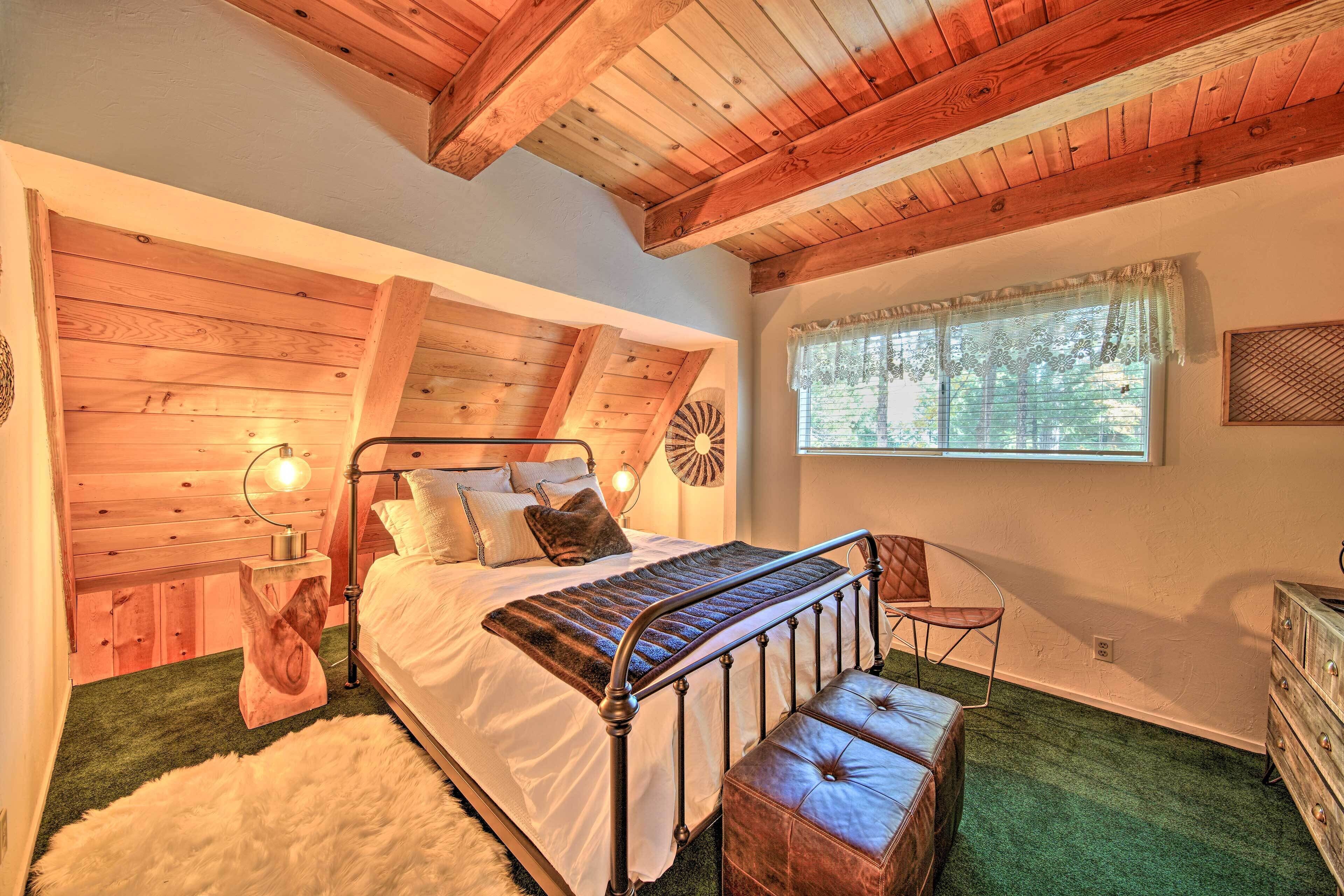 3 bedrooms, bed sheets