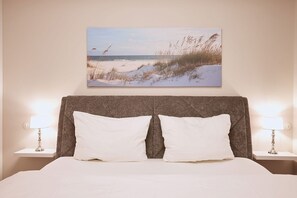 3 habitaciones, tabla de planchar con plancha, wifi y ropa de cama 
