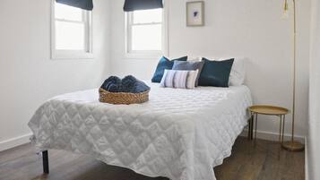 2 bedrooms, memory-foam beds, desk, blackout curtains