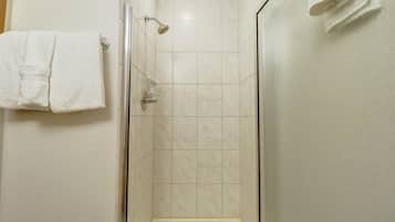 Room, 1 Bedroom | Bathroom