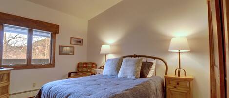 1 bedroom, iron/ironing board, free WiFi