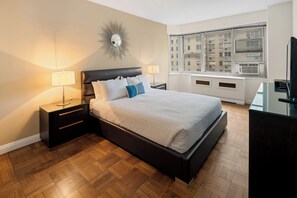 Unclassified image, 2 of 15, button