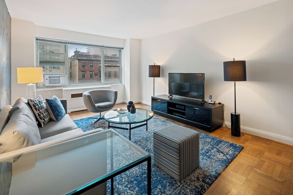 Unclassified image, 1 of 15, button