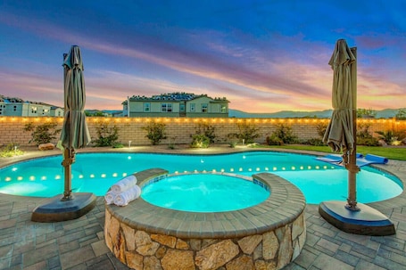 A heated pool. Splash-Tastic Fun House